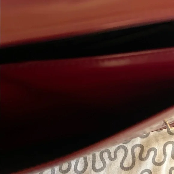 Charles Jourdan Deep Red Shoulder Bag - Picture 9 of 14